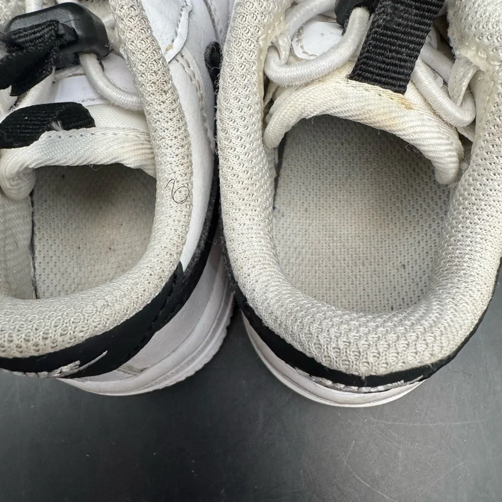 Air Force 1  Utility Nike White/Black Baby Toddler Sz 6C CU5289-104 Used Yr 21